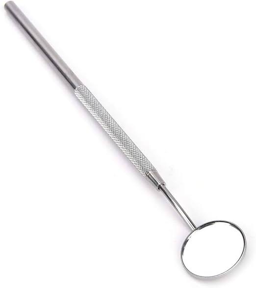 Mirror with handle